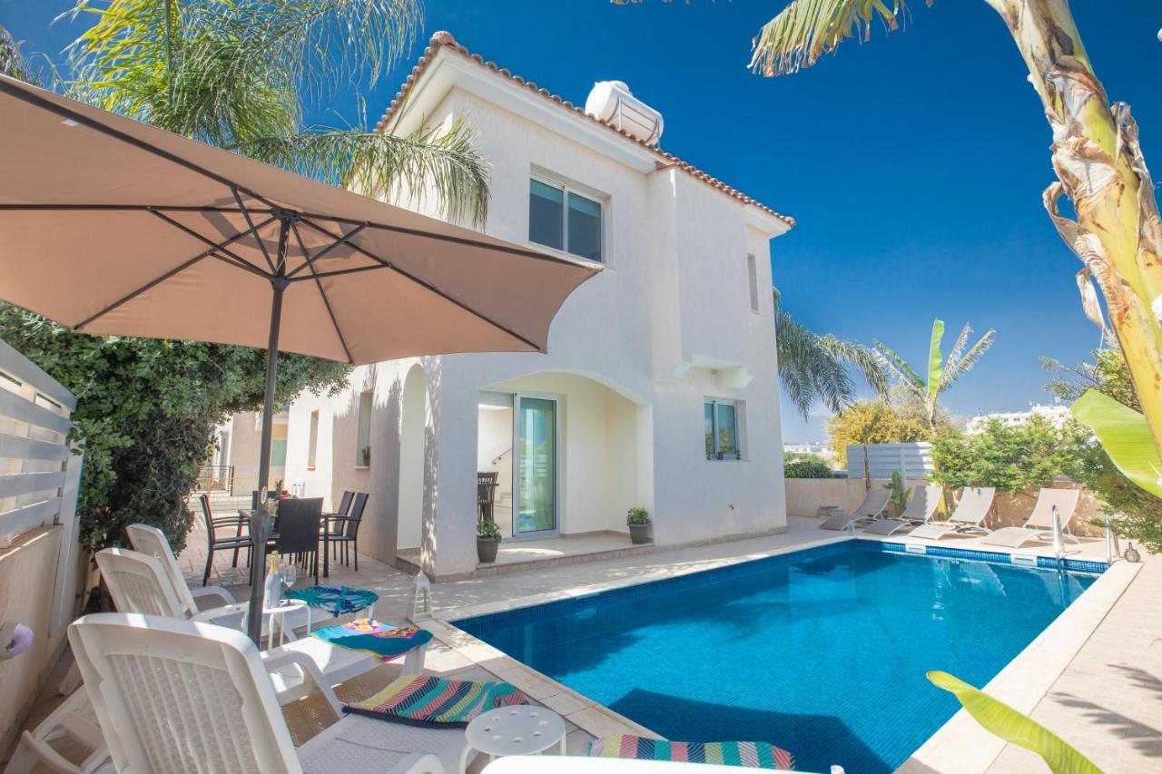 George'S Lux Villa بروتاراس المظهر الخارجي الصورة