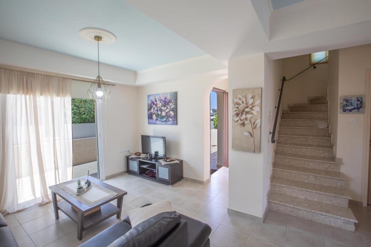 George'S Lux Villa بروتاراس المظهر الخارجي الصورة