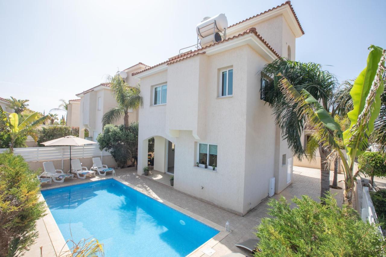 George'S Lux Villa بروتاراس المظهر الخارجي الصورة