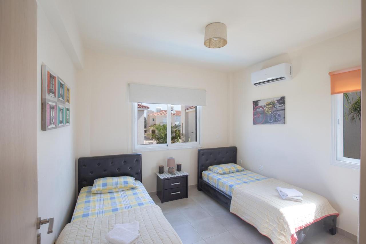 George'S Lux Villa بروتاراس المظهر الخارجي الصورة